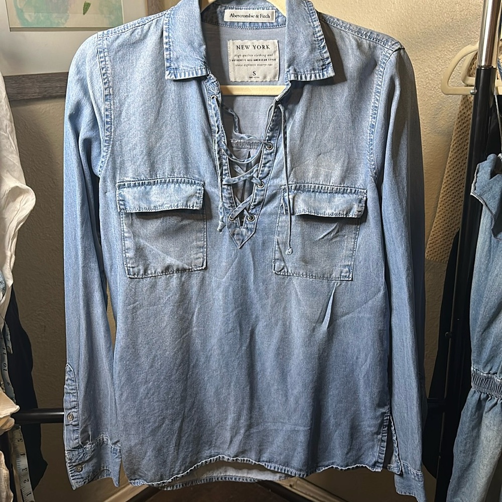 Abercrombie Summer Jean Blouse - Picture 1 of 4